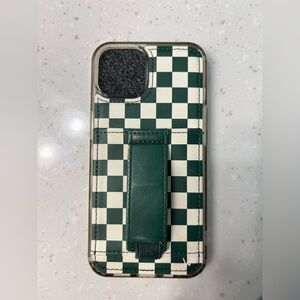 Walli Case - Emerald City | IPhone 13/14